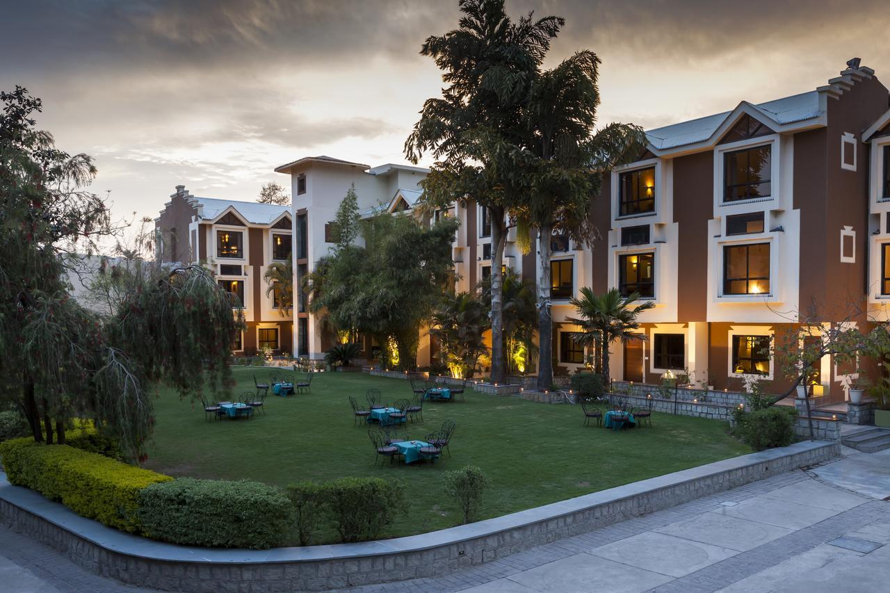 Hotel Hilltone Mount Abu Exterior photo